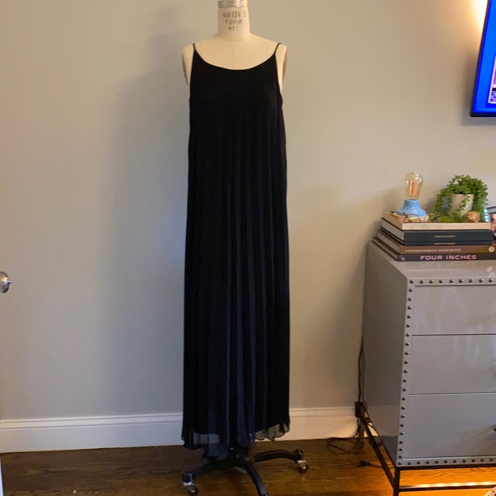 BCBG pleated black polyester dress